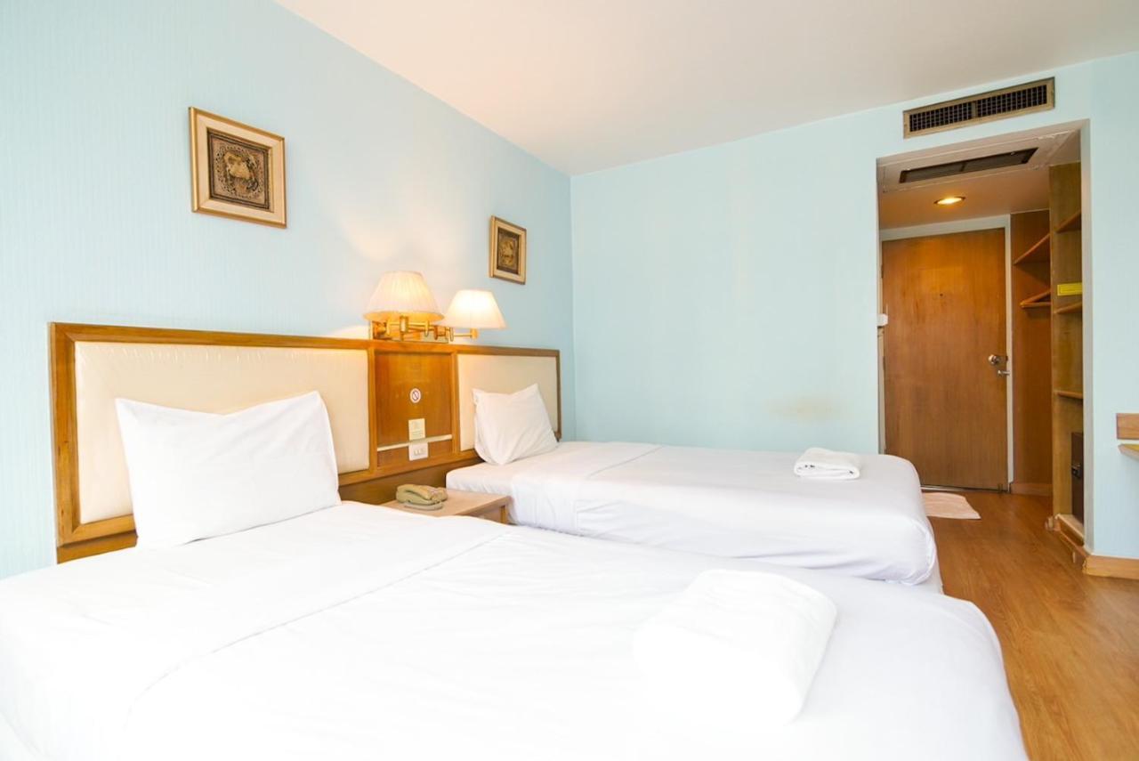 Go Inn V ชิดลม Makkasan Esterno foto